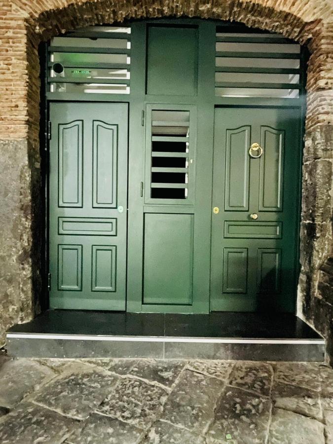 Mary's * Napoli